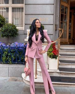 Color Crush Mauve: Complete Guide On How To Wear Mauve