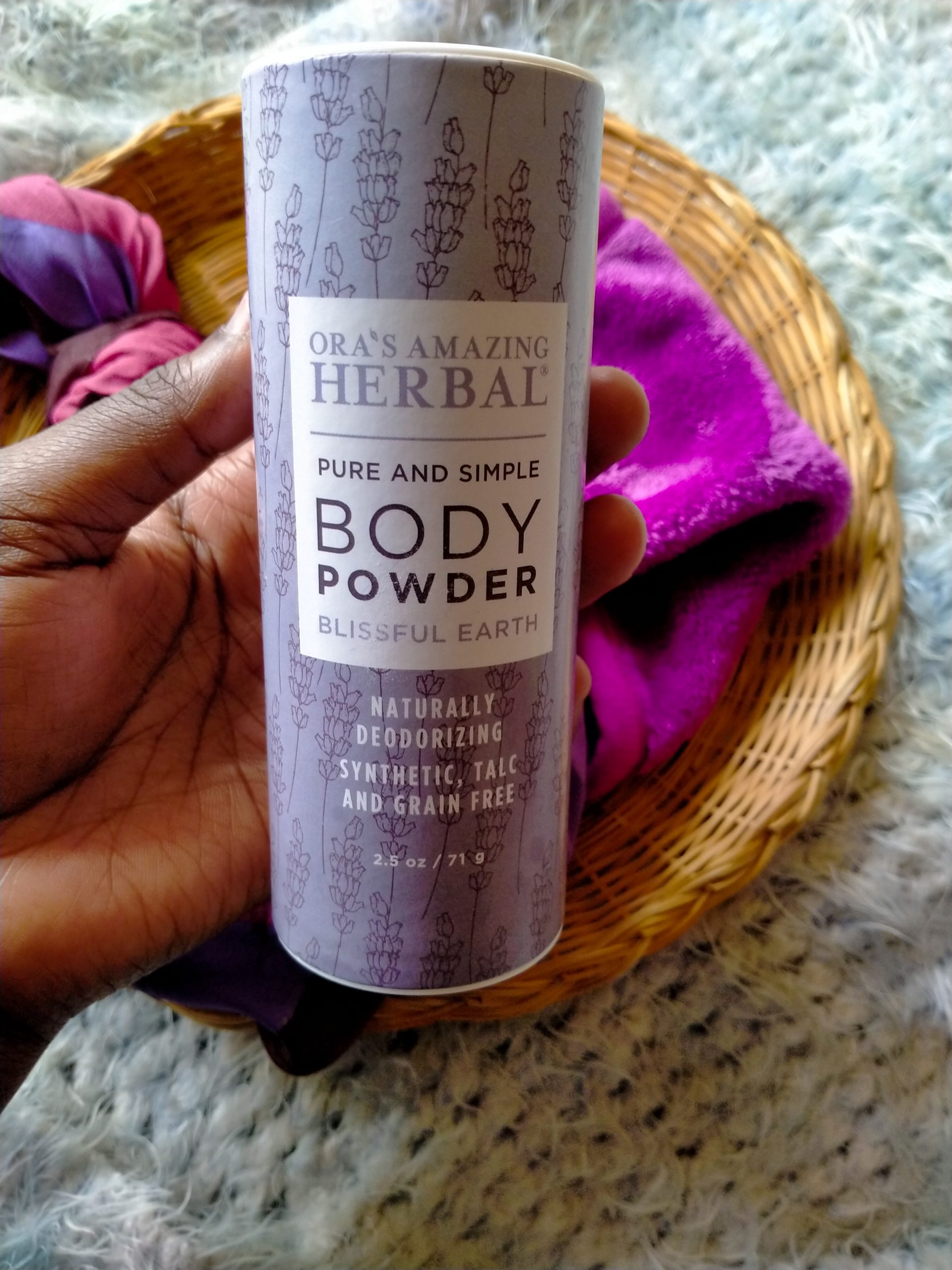 How To Use Body Powder- Ora’s Herbal Blissful Earth Body Powder Review