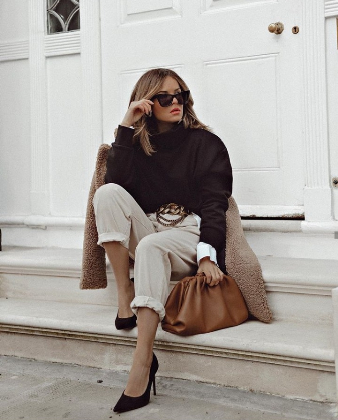 Women's Cuffing Pants Guide: How To Cuff Pants Like A True Fashionista