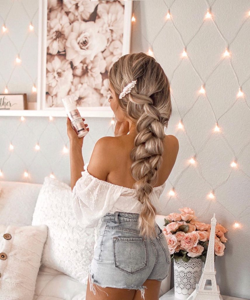 Easy All-Day Hairstyles You Can Achieve Using Hair Extensions