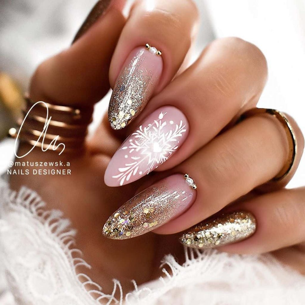 30 Gorgeous Rose Gold Nail Designs To Upgrade Your Mani