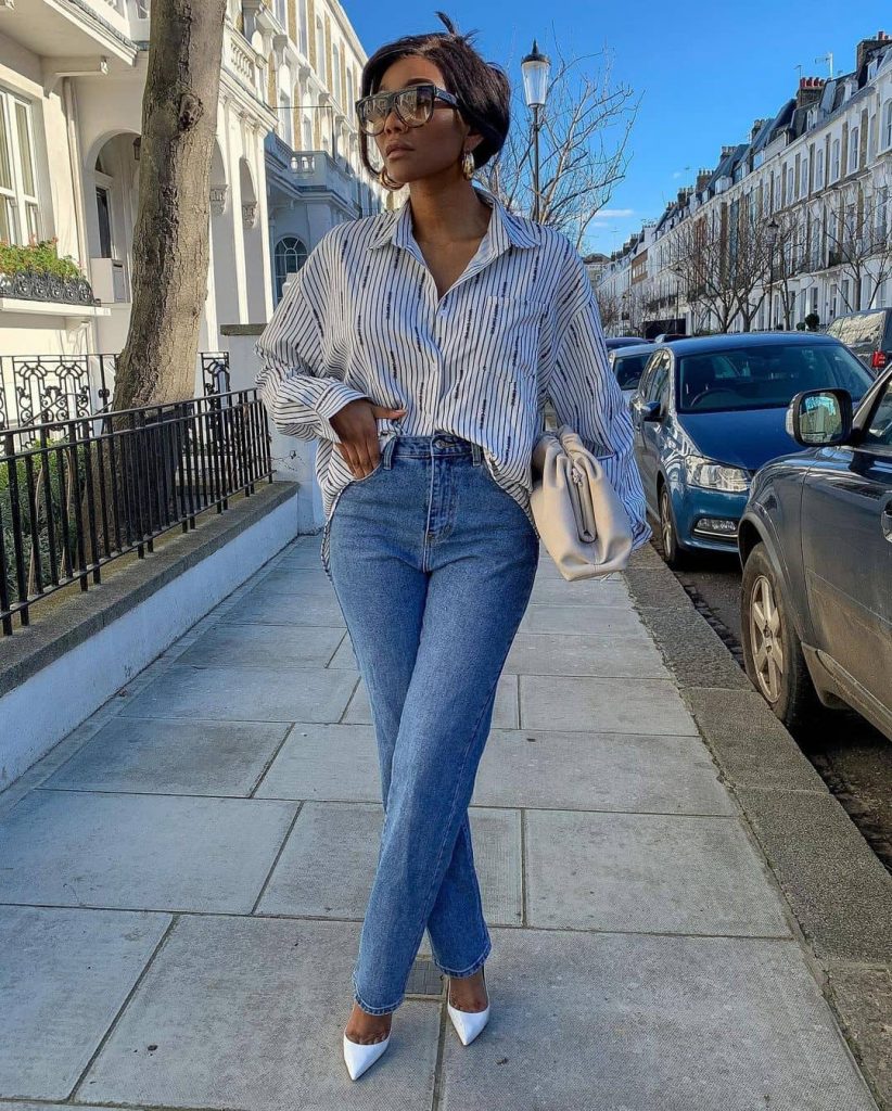 How to Style Mom Jeans & Look Modern