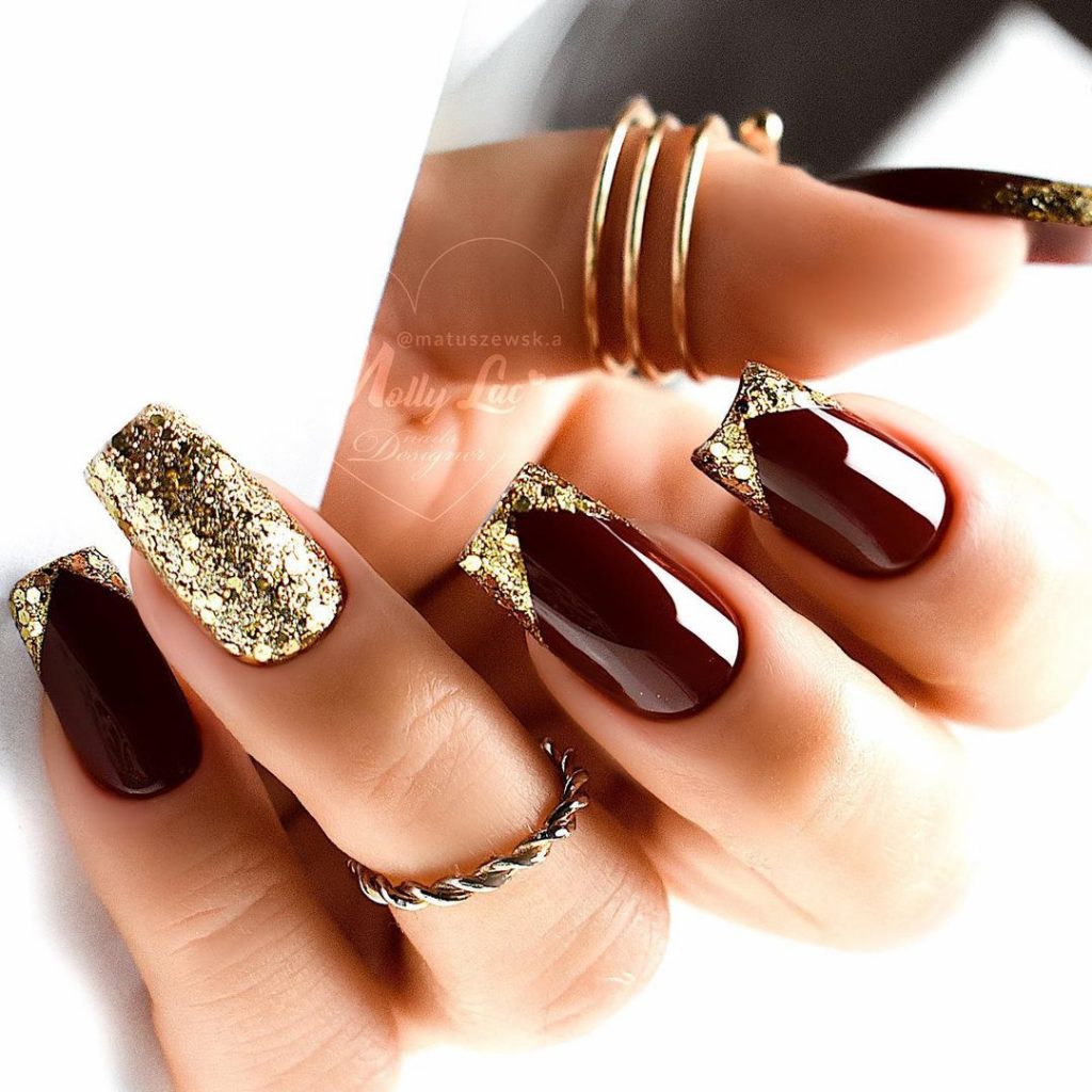 20+ Gold Nail Designs Oh-So Perfect For The Holidays