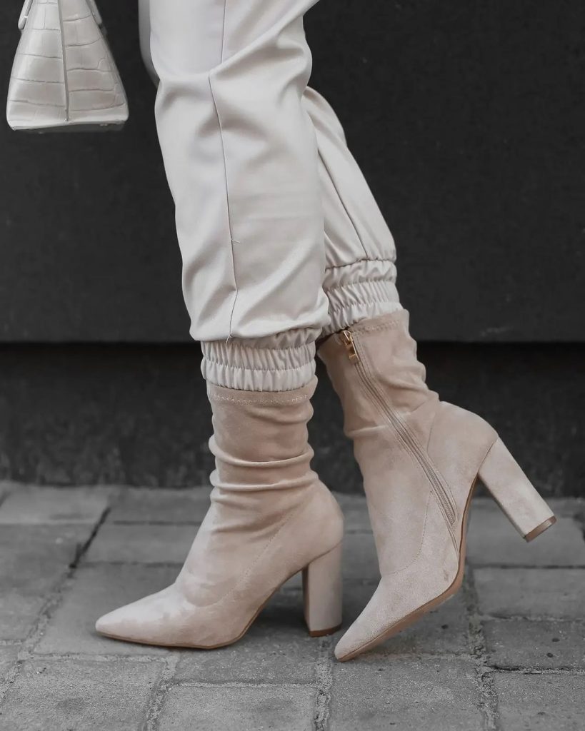 Chic Brown Ankle Boots Outfits - Tips To Choose & Wear Brown Booties