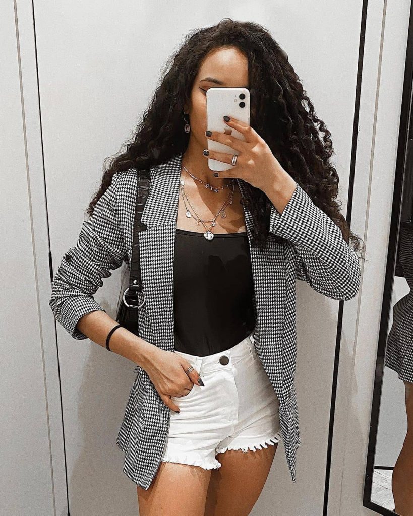 60+ Chic College Outfits: Outfit Ideas & Tips Inspired by Sthe Geponi