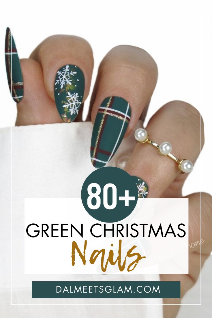 80+ Stunning Green Christmas Nails You Want To Try