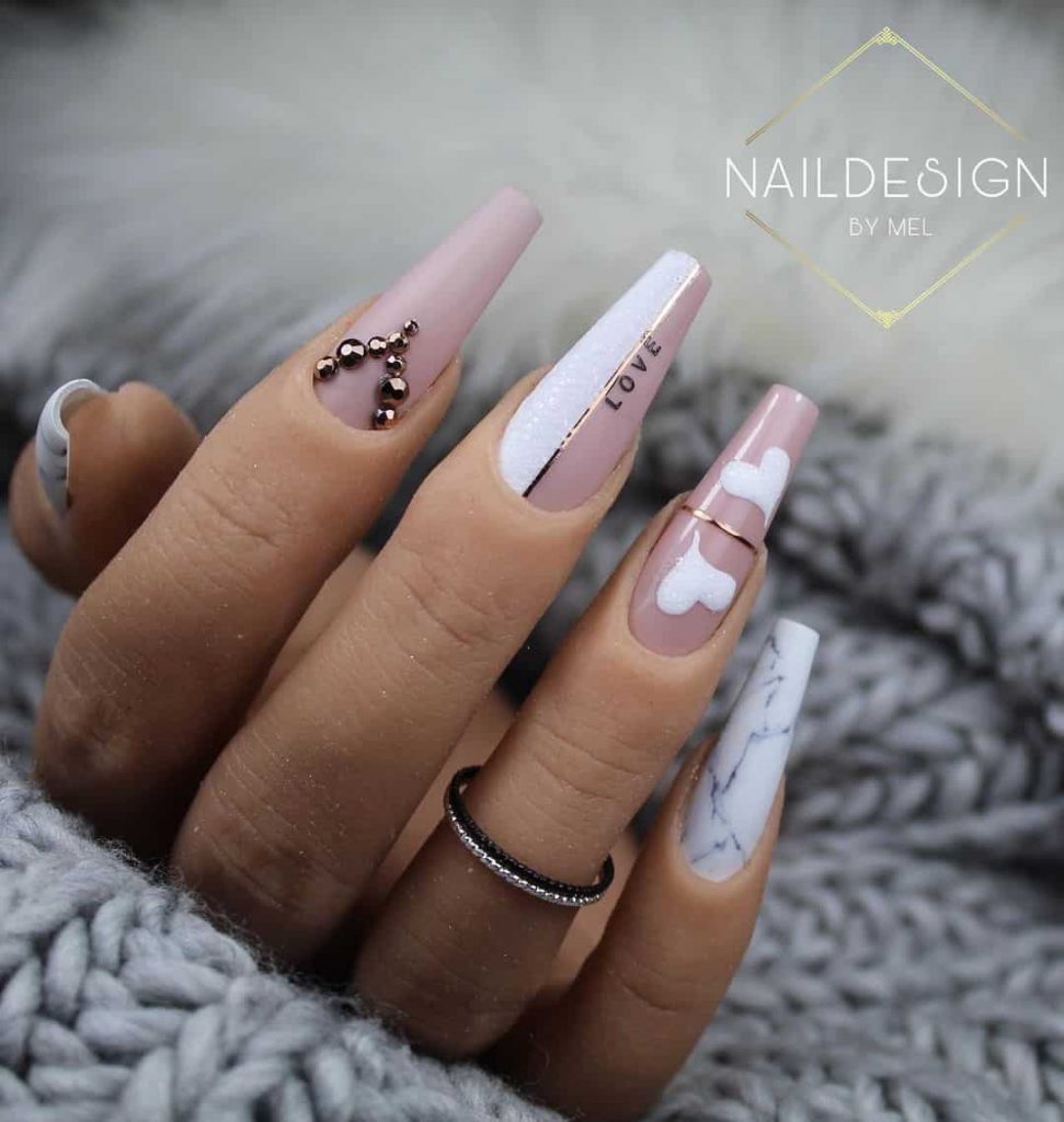 Chic Nude Coffin Nails That Are Holiday & Date-Perfect!