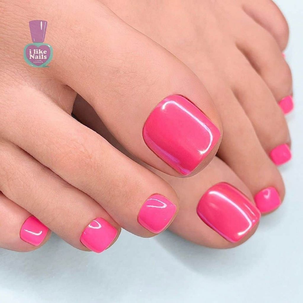 30+ Pretty Toe Nail Designs For Valentine's Day & Other Dates