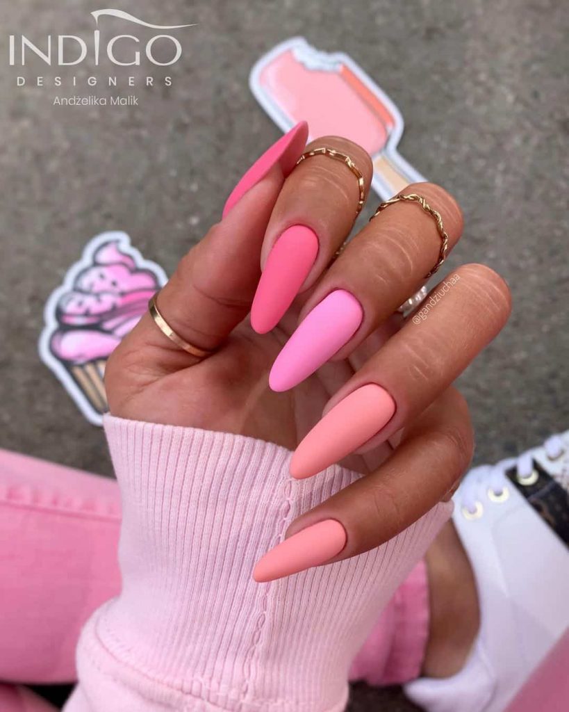 Cheerful Peach & Coral Nails To Brighten Your Spring & Summer Manicure