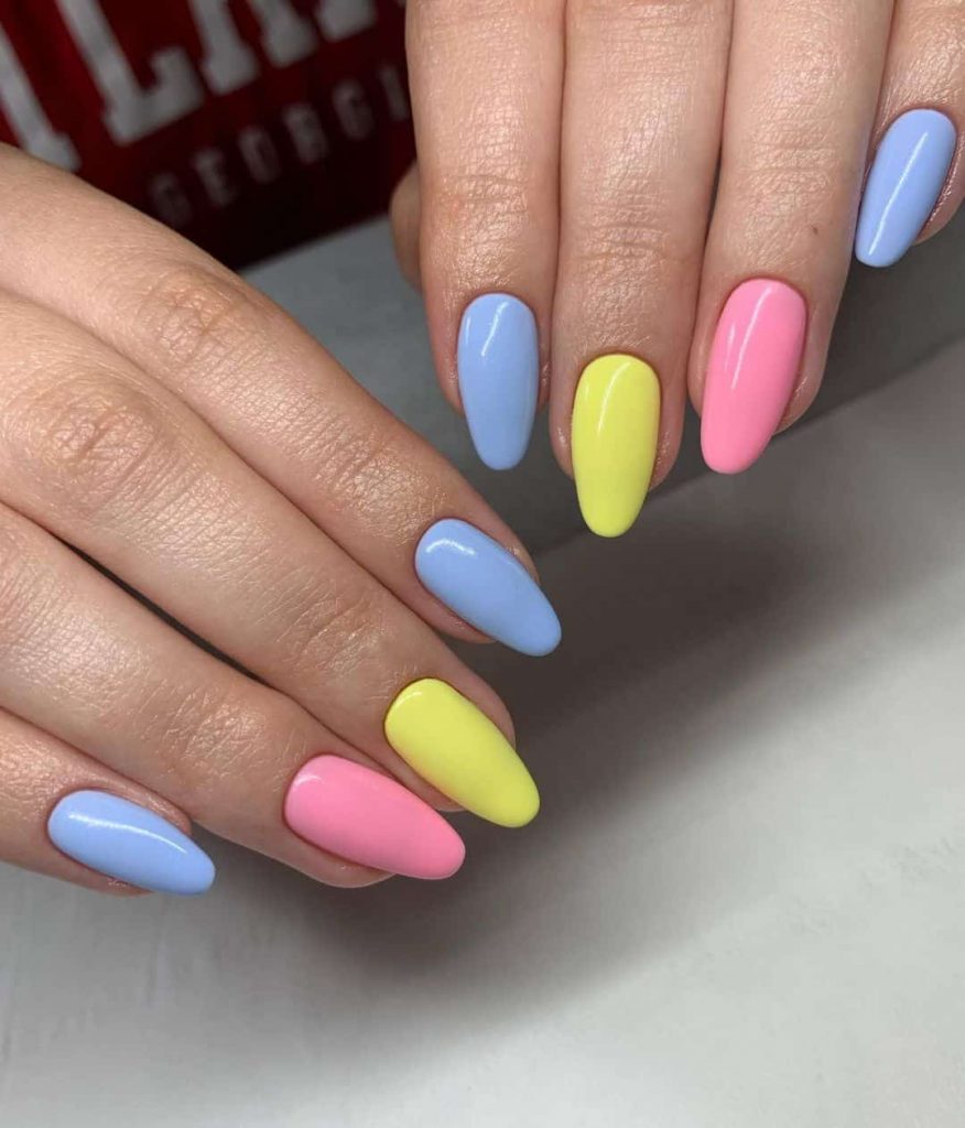Pretty Pastel Nails Guaranteed To Get You In A Good Mood