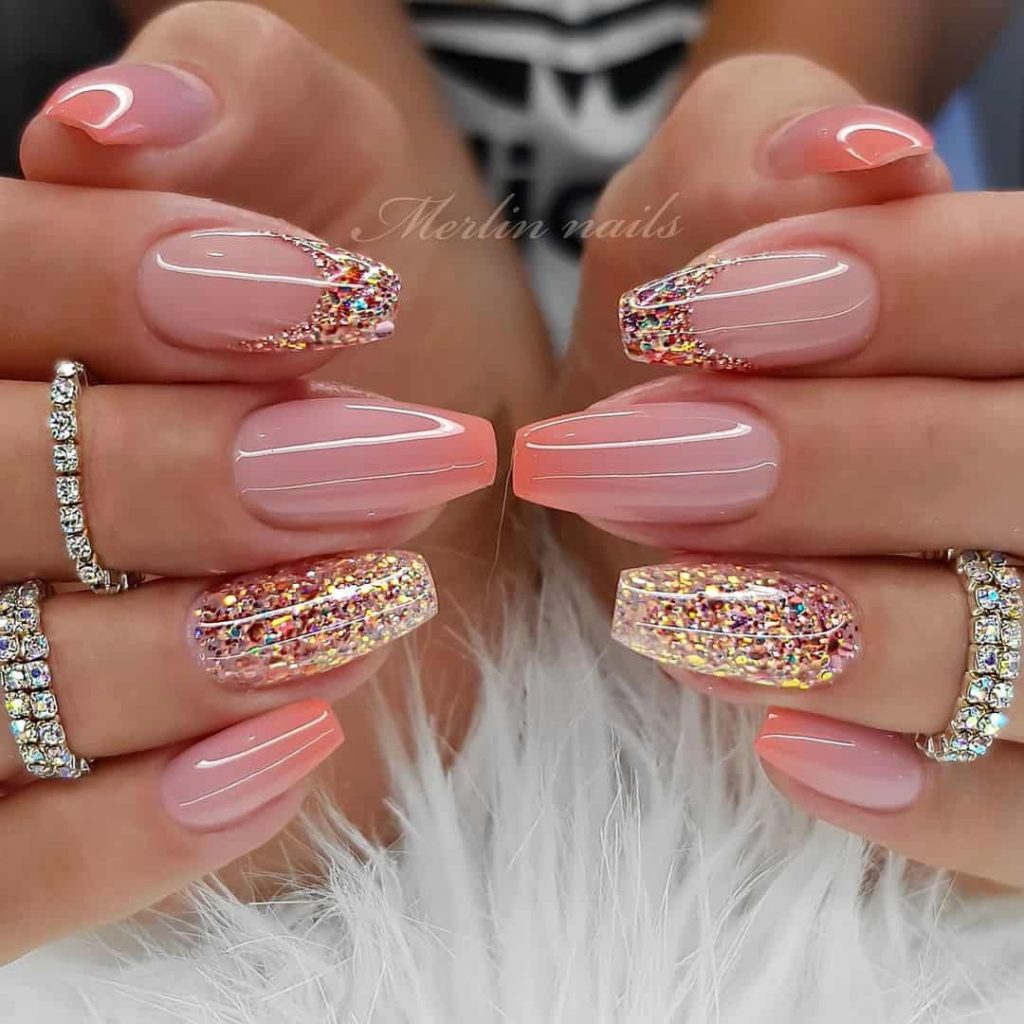 Cheerful Peach & Coral Nails To Brighten Your Spring & Summer Manicure