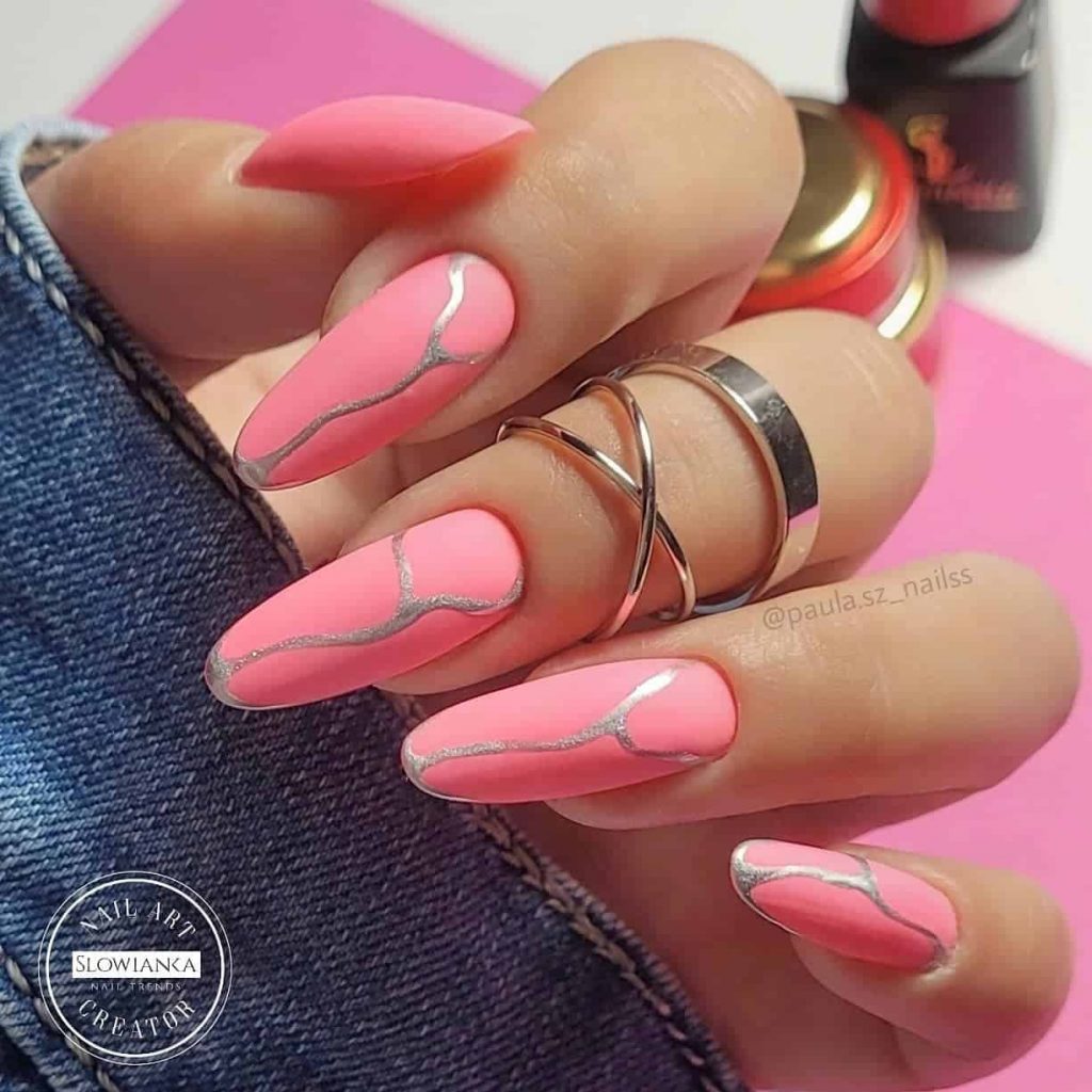 Cheerful Peach & Coral Nails To Brighten Your Spring & Summer Manicure