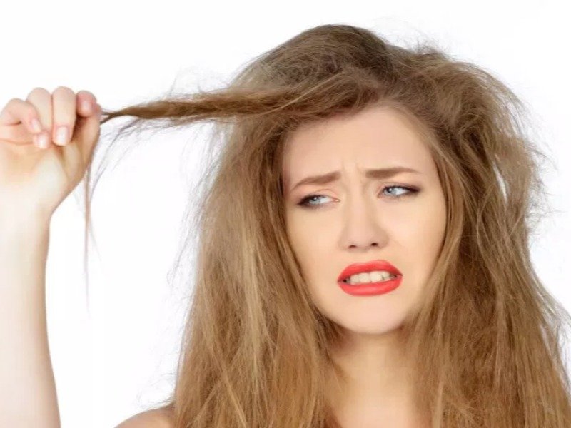 An Easy Guide to Removing a Rat’s Nest from Your Hair